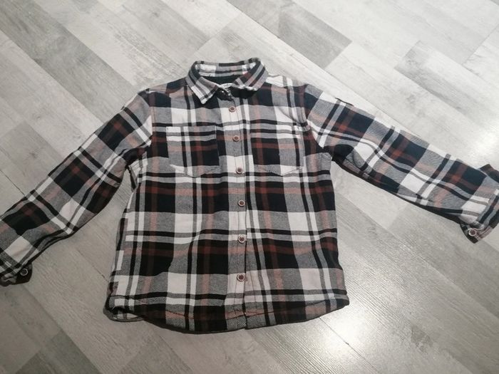 Veste fourrée T 8 ans 🧑🏻 - photo numéro 2