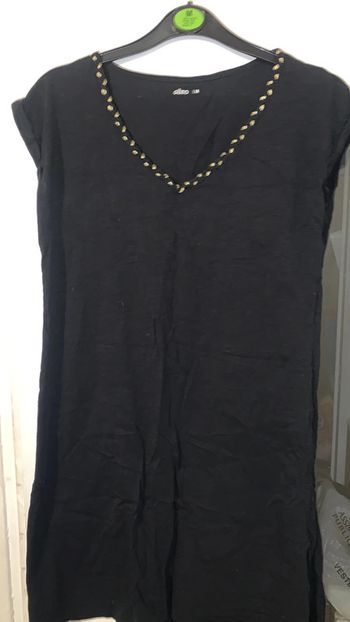 Robe col v