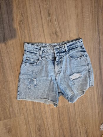 Short effet troué