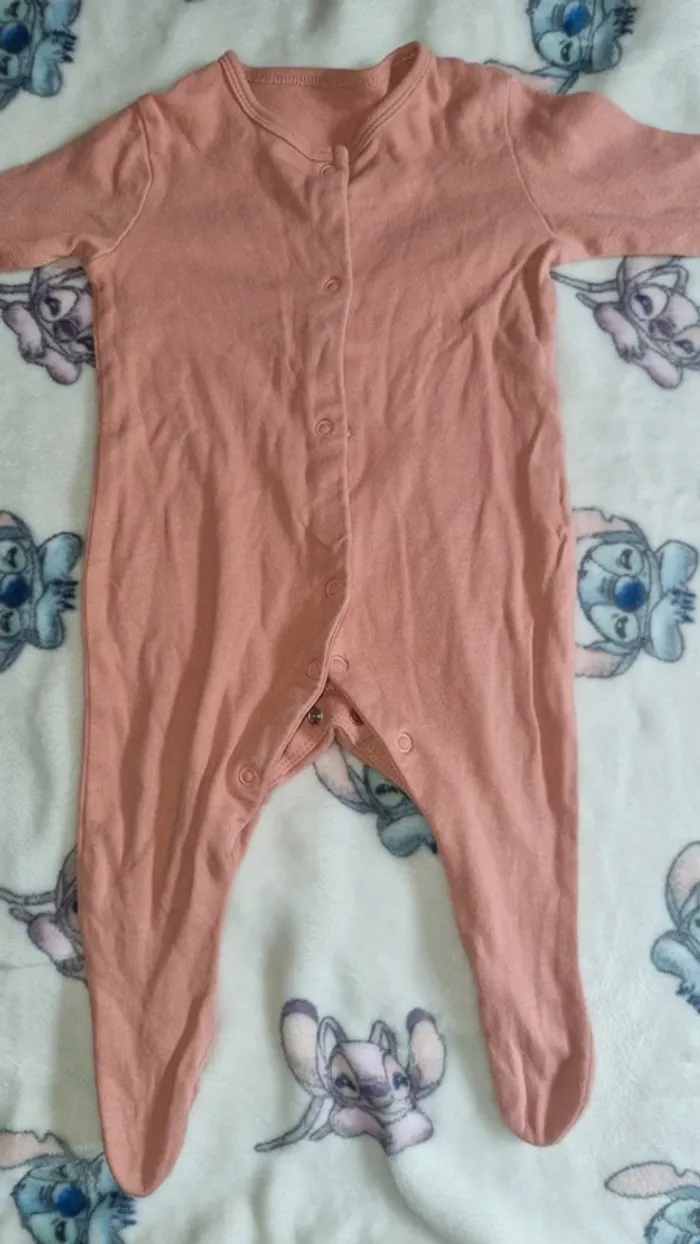 Pyjama 3/6 mois en très bon état