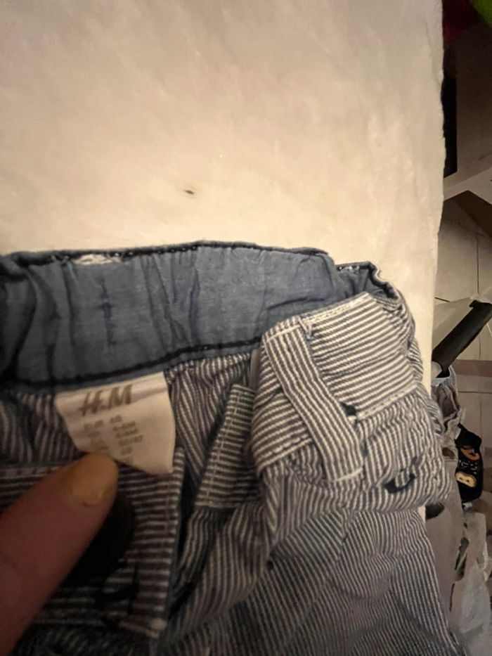 Lot 2 short h&m  4-6 mois - photo numéro 3