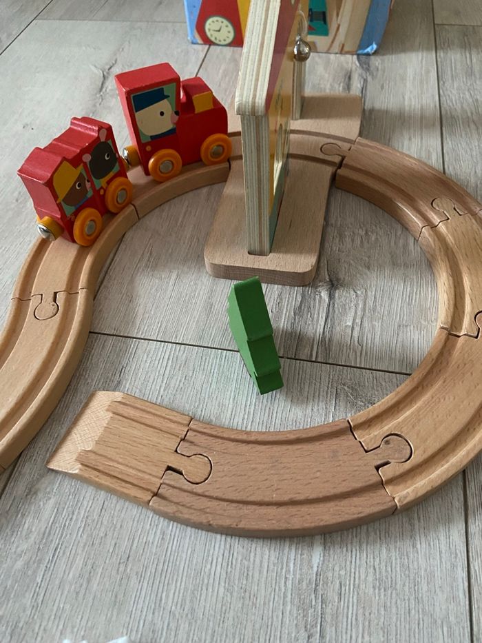 Mini train en bois - photo numéro 4