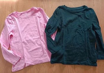 Lot deux hauts manches longues unis