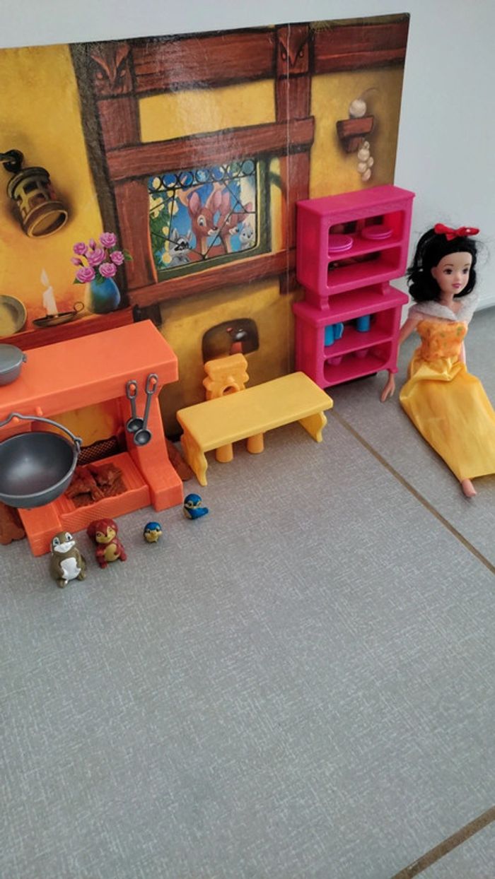 Poupée Blanche neige et accessoires - photo numéro 5