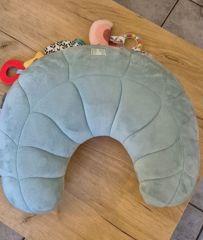 Coussin d'éveil et de jeu Sophie la Girafe - Multi-activités - photo numéro 2