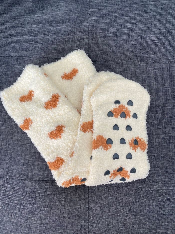 Chaussettes-chaussons - photo numéro 2