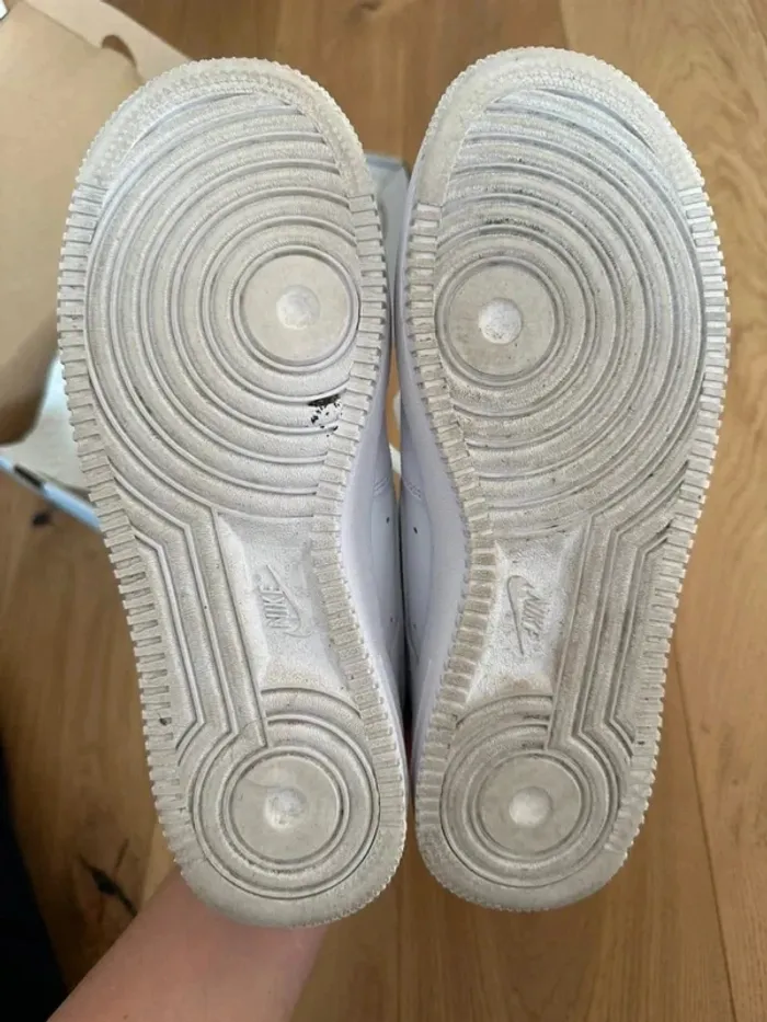 Nike Air Force 1 blanches – Taille 40 - photo numéro 7