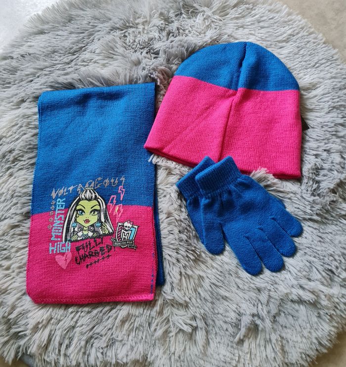 ensemble Monster High bonnet 54 cm écharpe gants - photo numéro 3