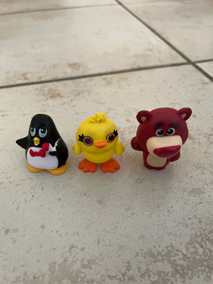 3 figurines Toy Story (Siffli, Duck, Lotso) - photo numéro 2