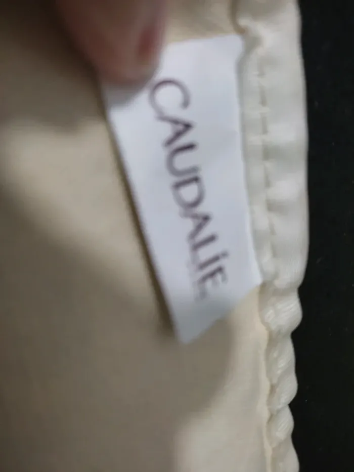 Pochette maquillage Caudalie - photo numéro 3