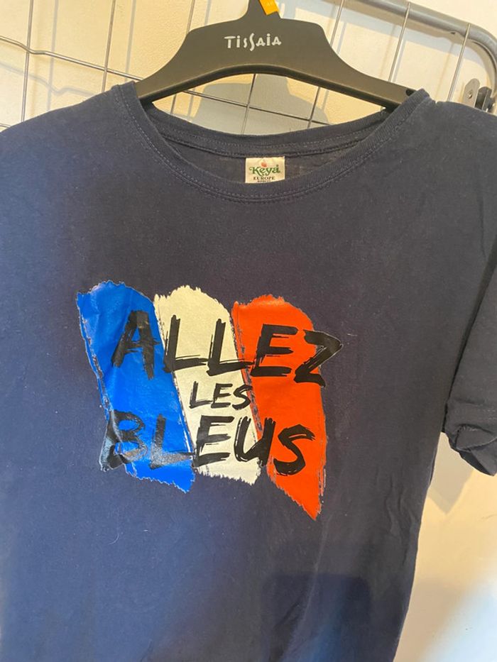 T-shirt supporter