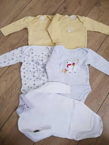 Lot 5 bodys manches longues 6 mois