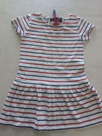 Lot de 5 robes 6 ans 
