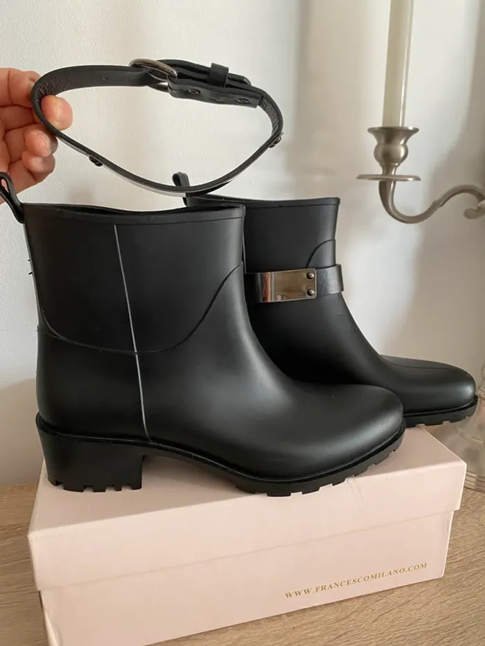 Bottines de pluie chics en caoutchouc - photo numéro 9