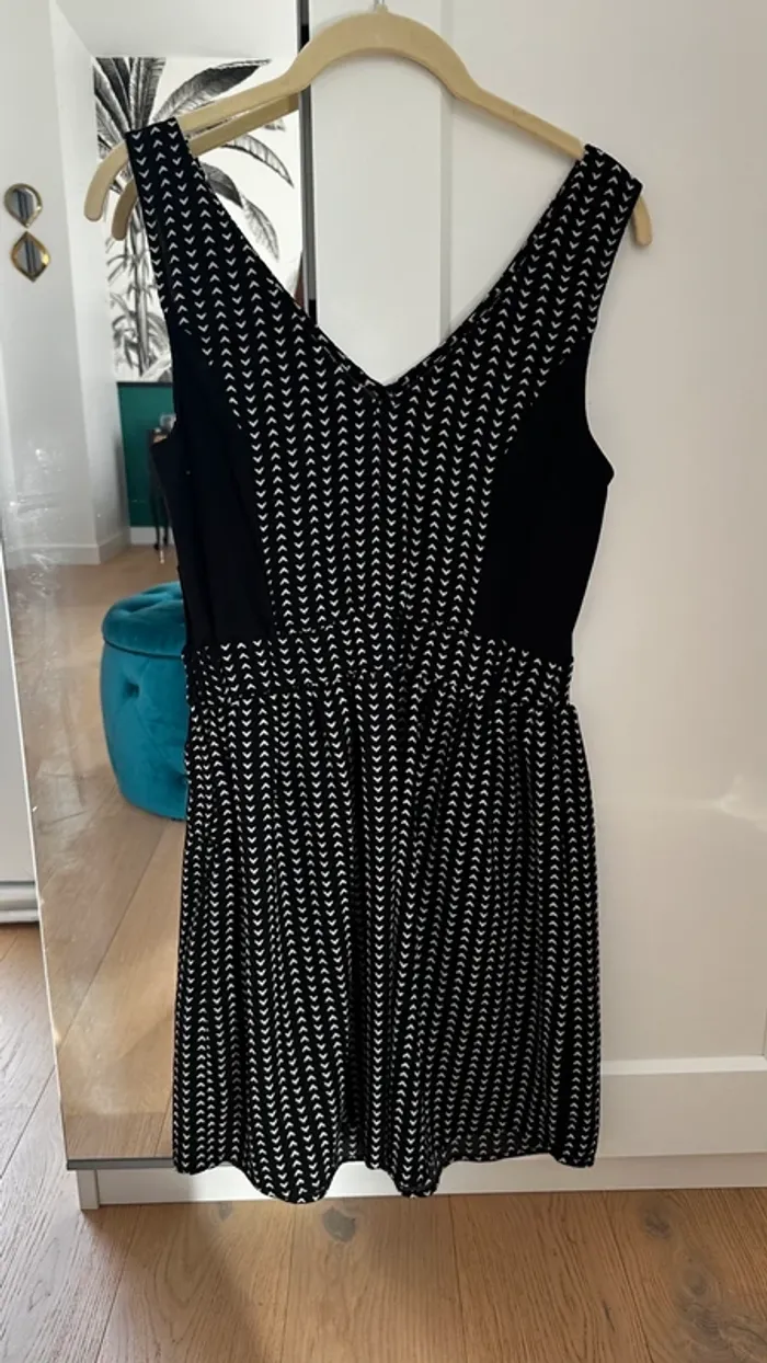 Robe courte - photo numéro 2