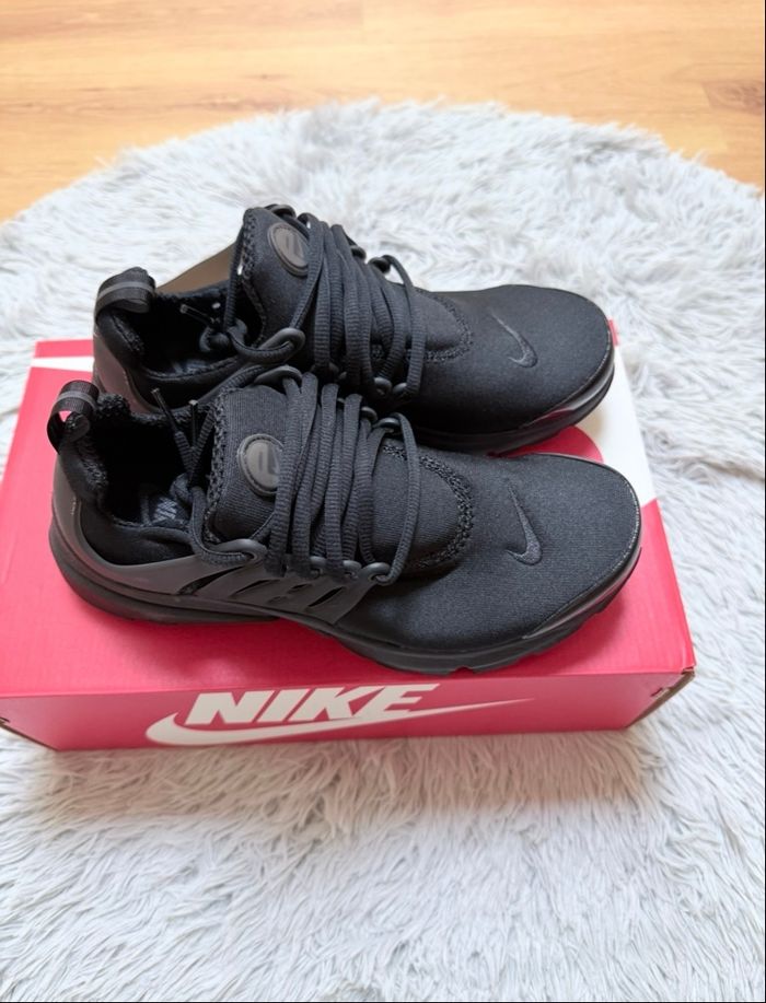Nike Air Presto - Taille 38,5 - Noir / Triple Black - CT3550-003 – Baskets Neuf avec Boîte
