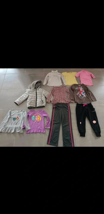 Lot de vêtements fille en 6 ans 