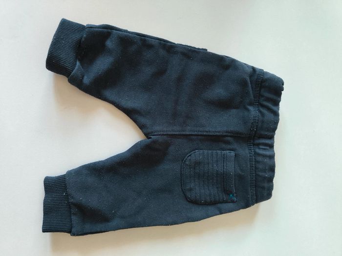 Pantalon bleu marine 3mois - photo numéro 3