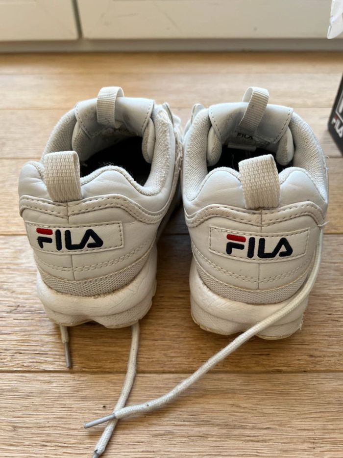 Chaussures FILA blanche Mixte Enfant Disruptor Kids Sneaker bon état 36 - photo numéro 8