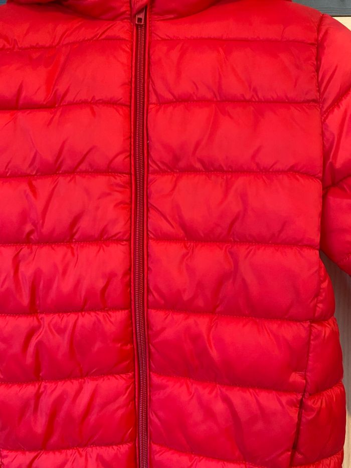 Doudoune rouge Kiabi  10 ans 7€ - photo numéro 3