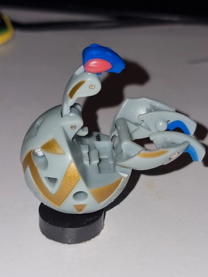 Bakugan B2 gris Haos Mantris B2 Mantris 460 g bagarreurs de combat - photo numéro 3