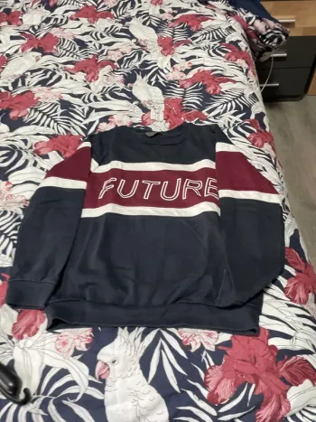 Sweat-shirt primark 10 ans
