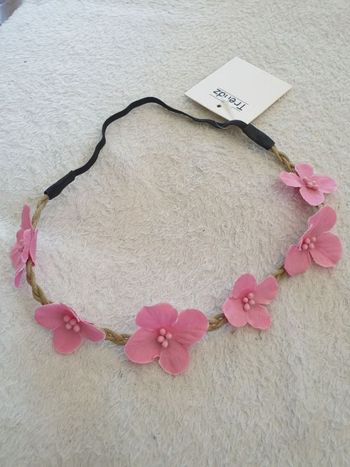 Couronne de fleurs cheveux neuve