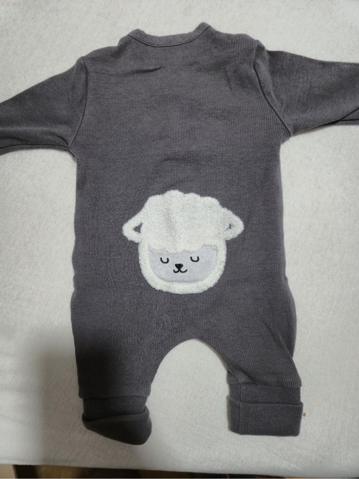 👶 Combinaison bébé Primark – 1 mois - photo numéro 2