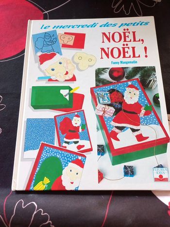 Livre bricolage de Noël Le mercredi des petits