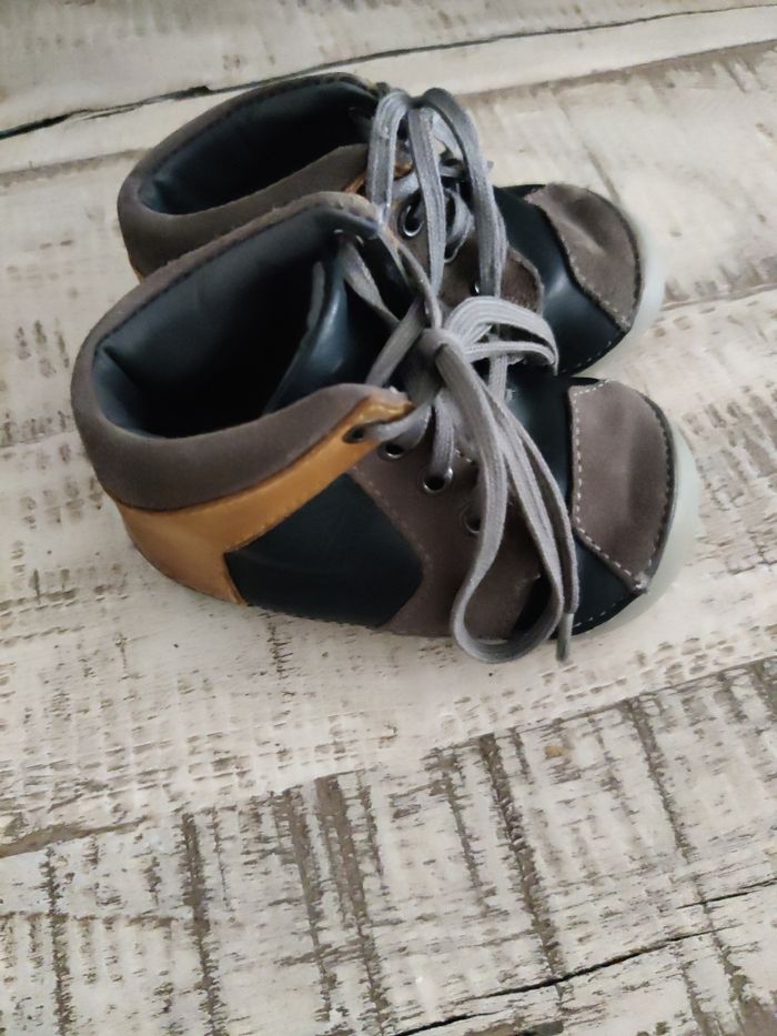 Baskets souples cuir t19 - photo numéro 2