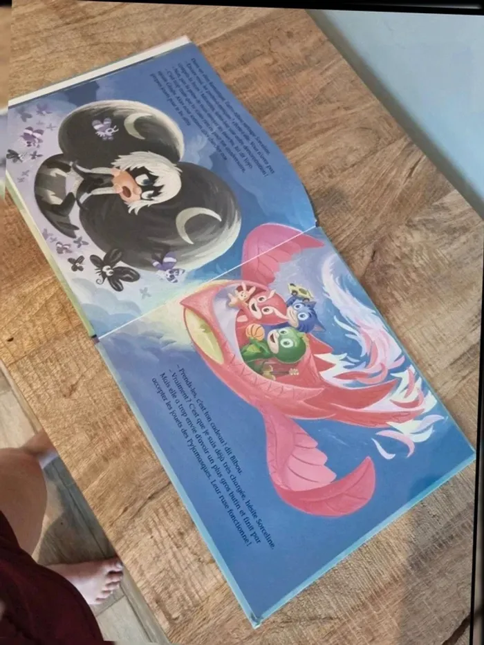 Livre enfant les pyjamasques et le cadeau de sorceline - photo numéro 5