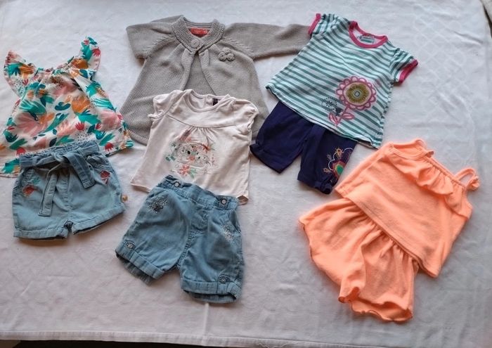 Lot 4 ensembles été fille 9 mois