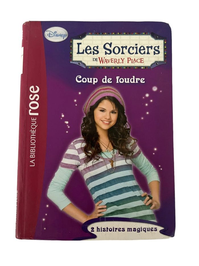 Livre Bibliothèque Rose Disney Les sorcières de Walerly Place Coup de foudre N•6