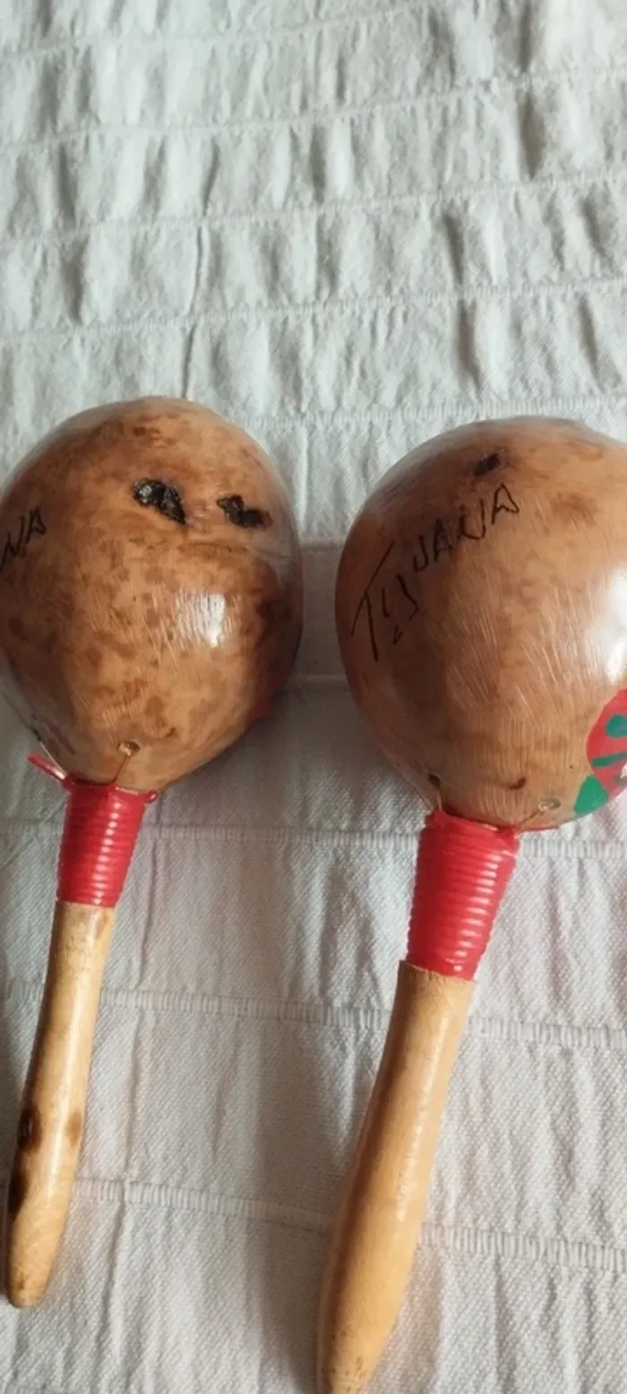 Maracas en bois, fabrication artisanale - photo numéro 5