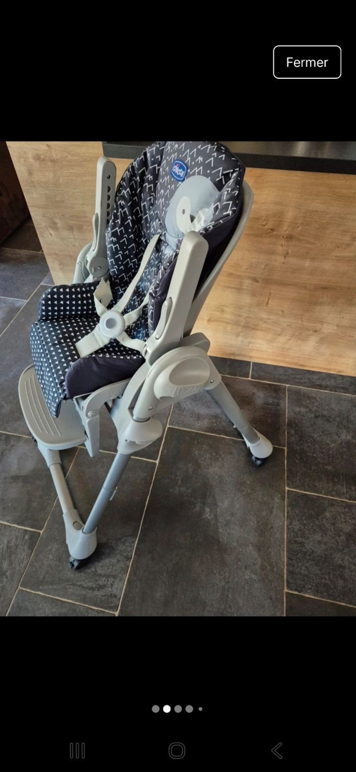 Chaise haute - photo numéro 2