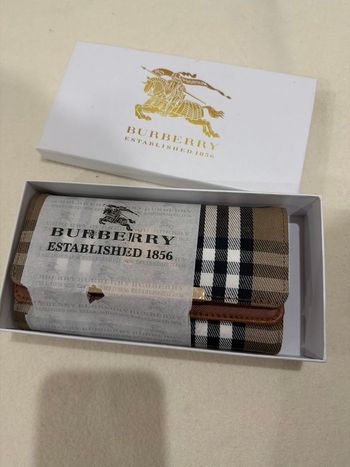 Portefeuille femme Burberry 