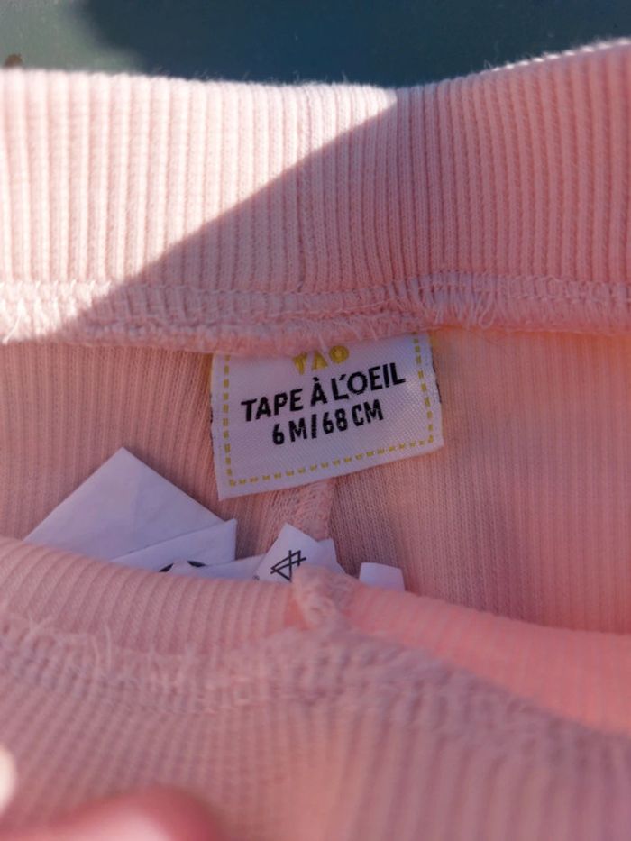 Leggings tape à l'œil - photo numéro 2