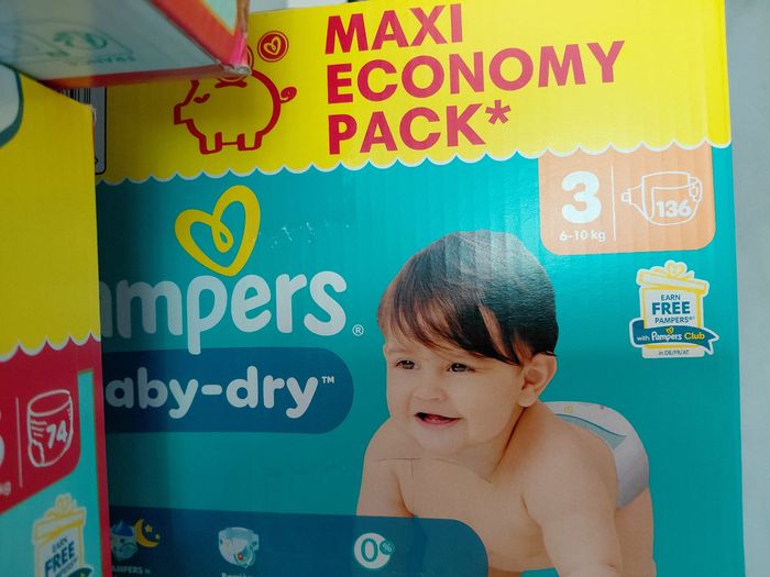 1 paquet pampers maxipack babydry taille 3
