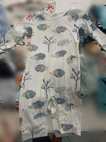 Combinaison légère motifs hérissons