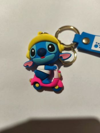 Porte clés Stitch scooter