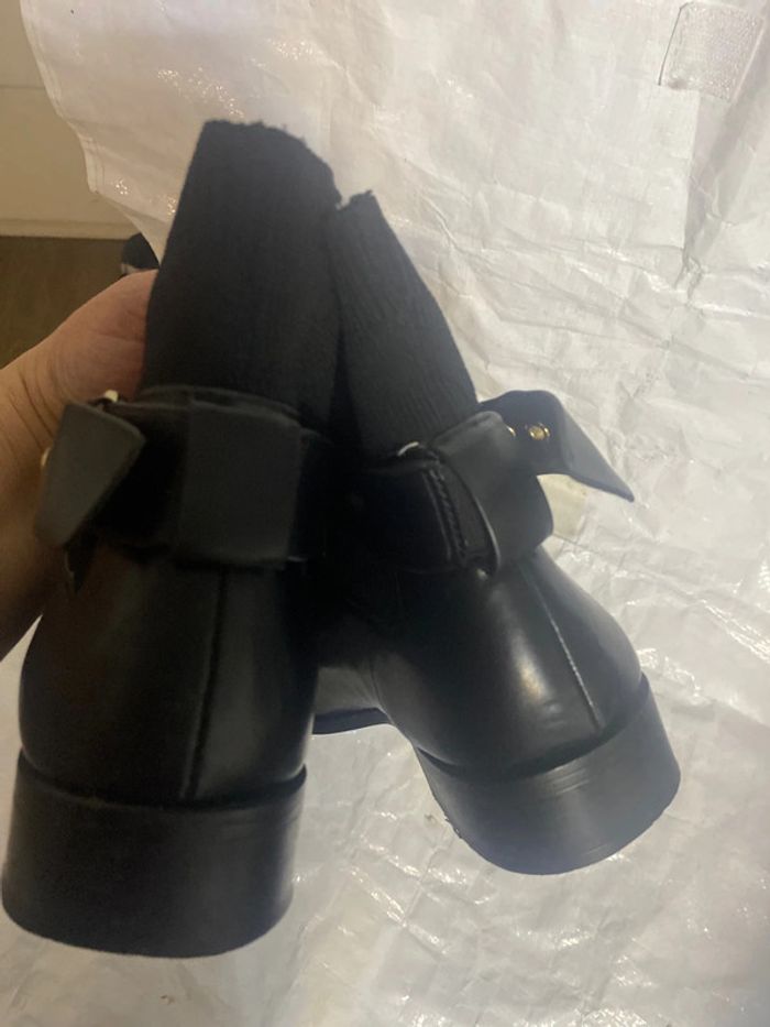 Bottines. Boots . Bottes .Stradivarius. Pointure 37 . - photo numéro 6