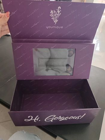 Boite de rangement pour maquillage