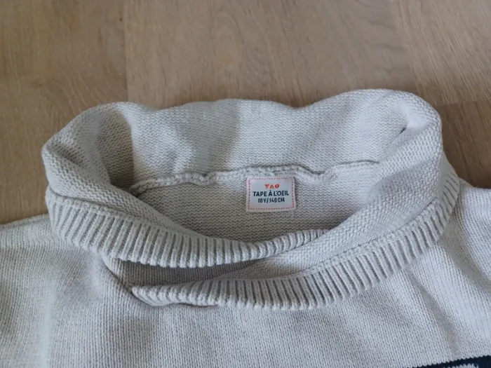 Pull tape à l'œil - photo numéro 3