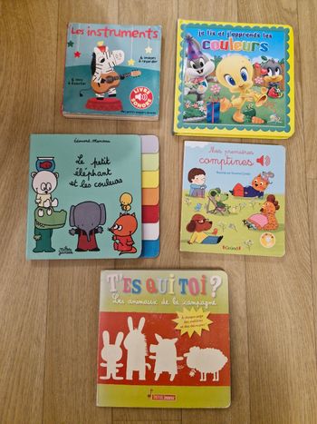 Lot de 4 livres interactifs + 1 offert bébé 12/24 mois