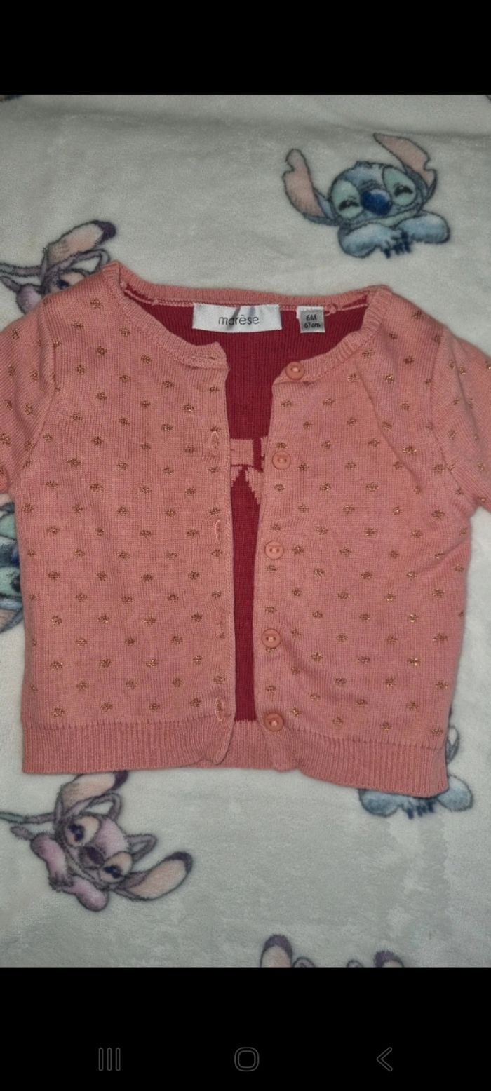Gilet 6 mois en très bon état