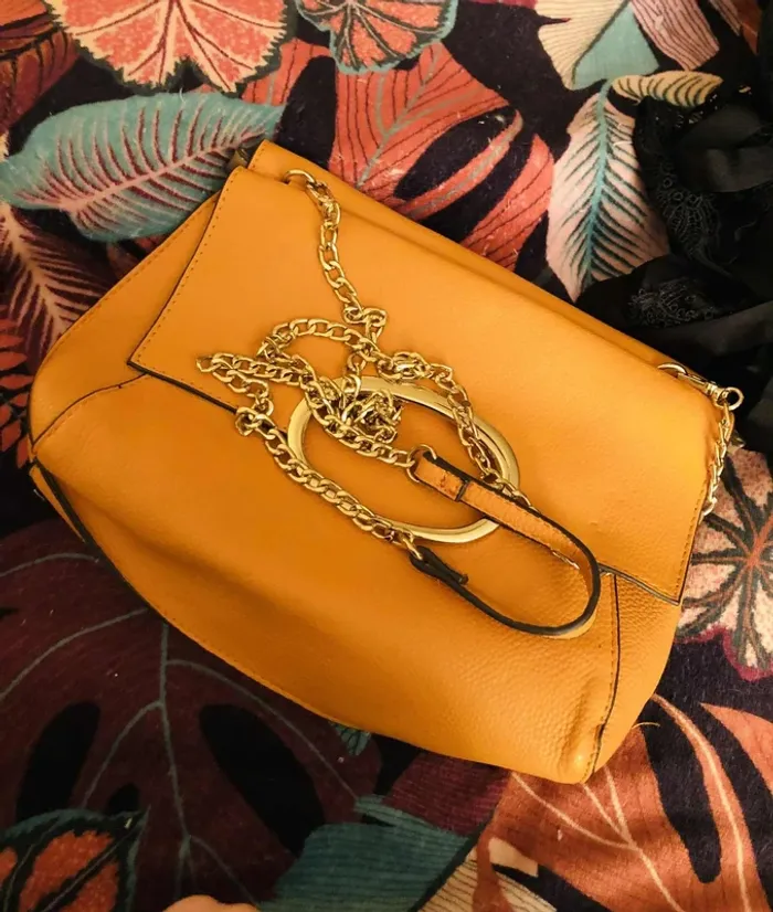 💛🍁Sac bandoulière Parfois jaune ocre doré automnal Crossbody bag golden ochre for autumn 🍁💛 - photo numéro 15