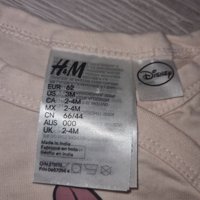 Pyjama minnie 2-4 mois H&M - photo numéro 4