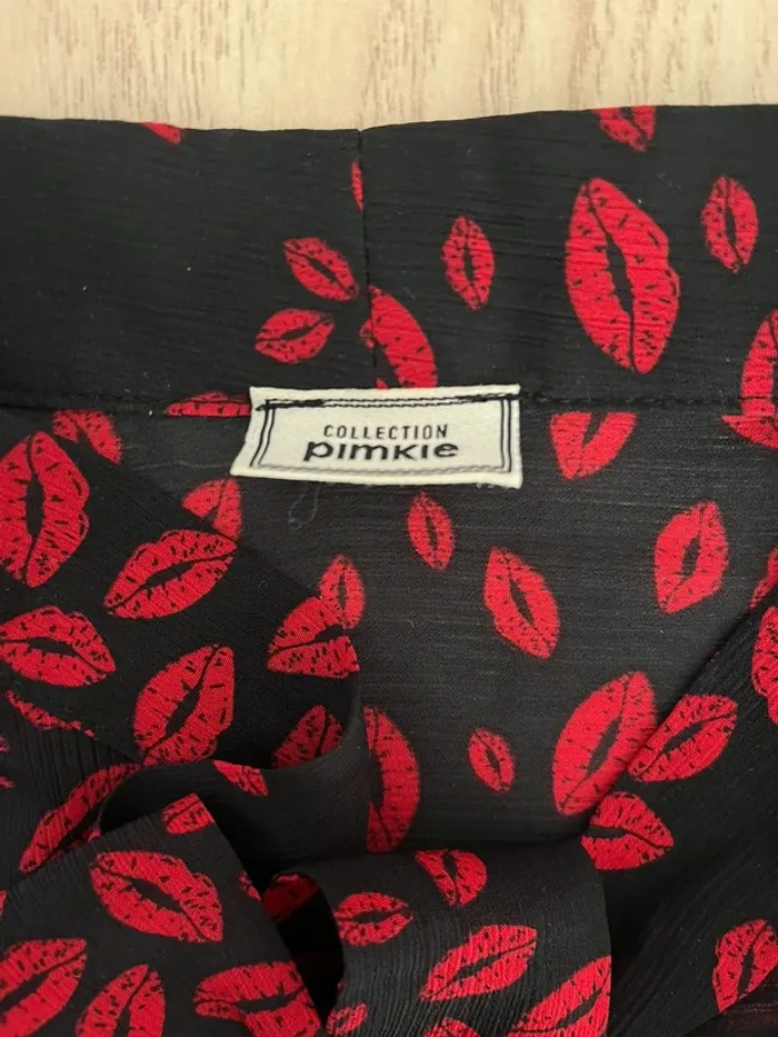 blouse bisous tendance XS - photo numéro 3