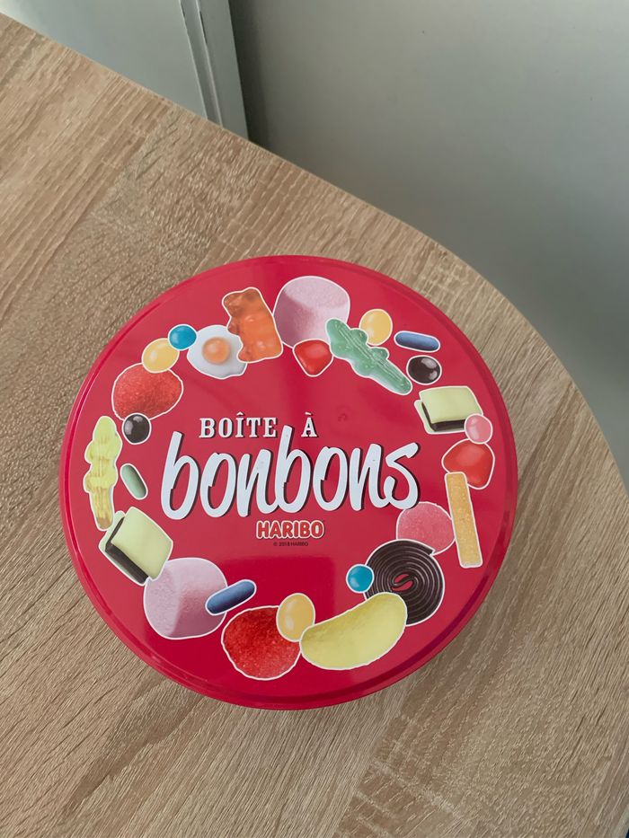 Boîte à bonbons Haribo