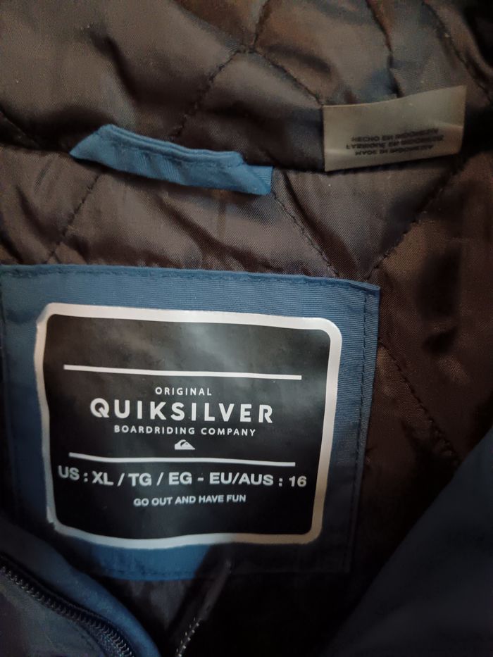 Blouson taille 16 ans marque Quiksilver - photo numéro 3